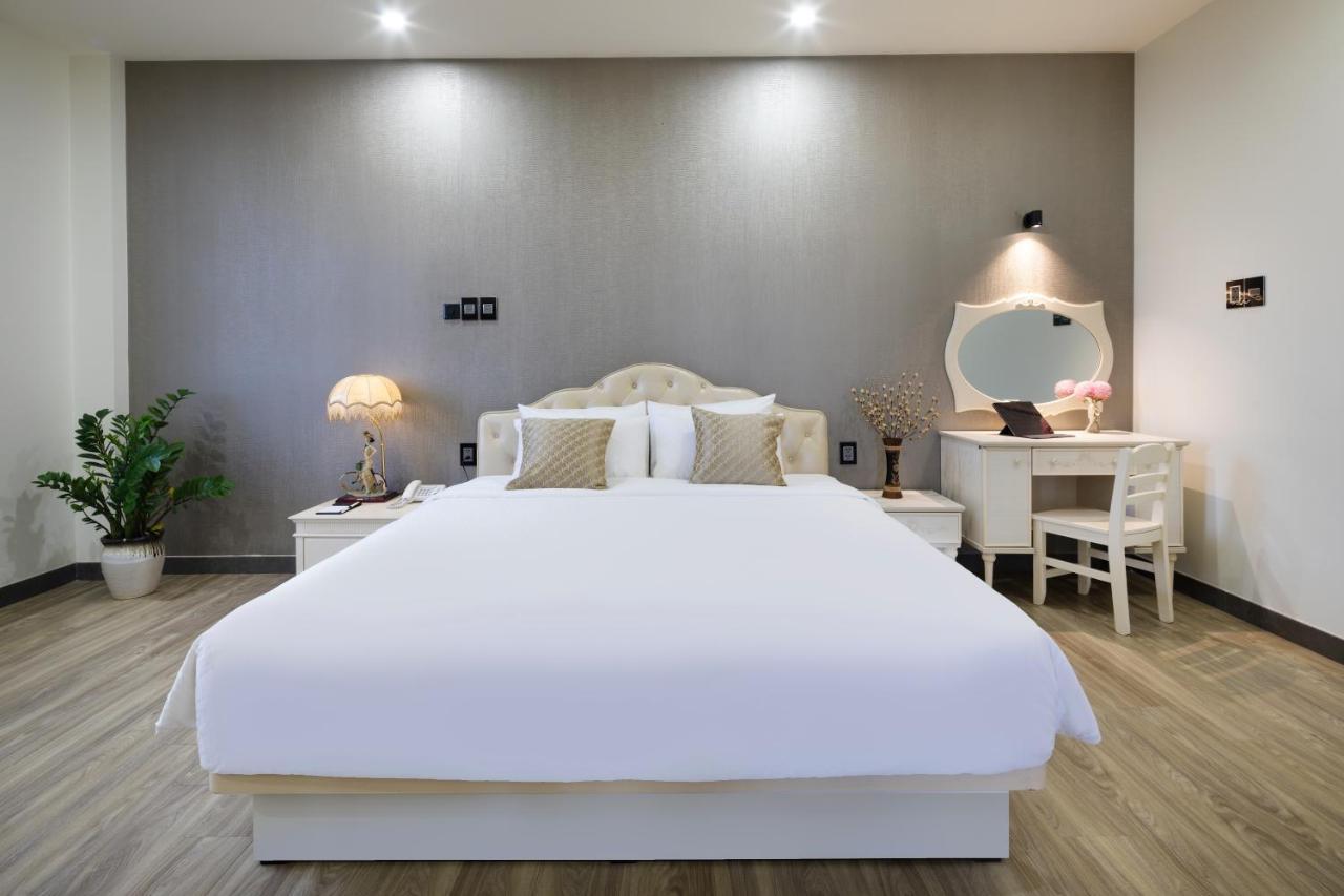 Lara Hotel Long Xuyên المظهر الخارجي الصورة