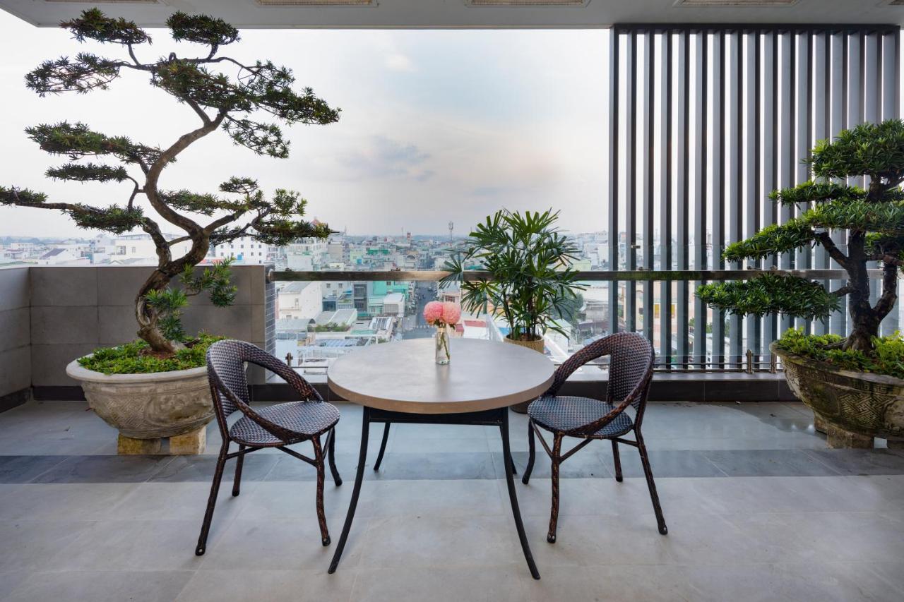 Lara Hotel Long Xuyên المظهر الخارجي الصورة